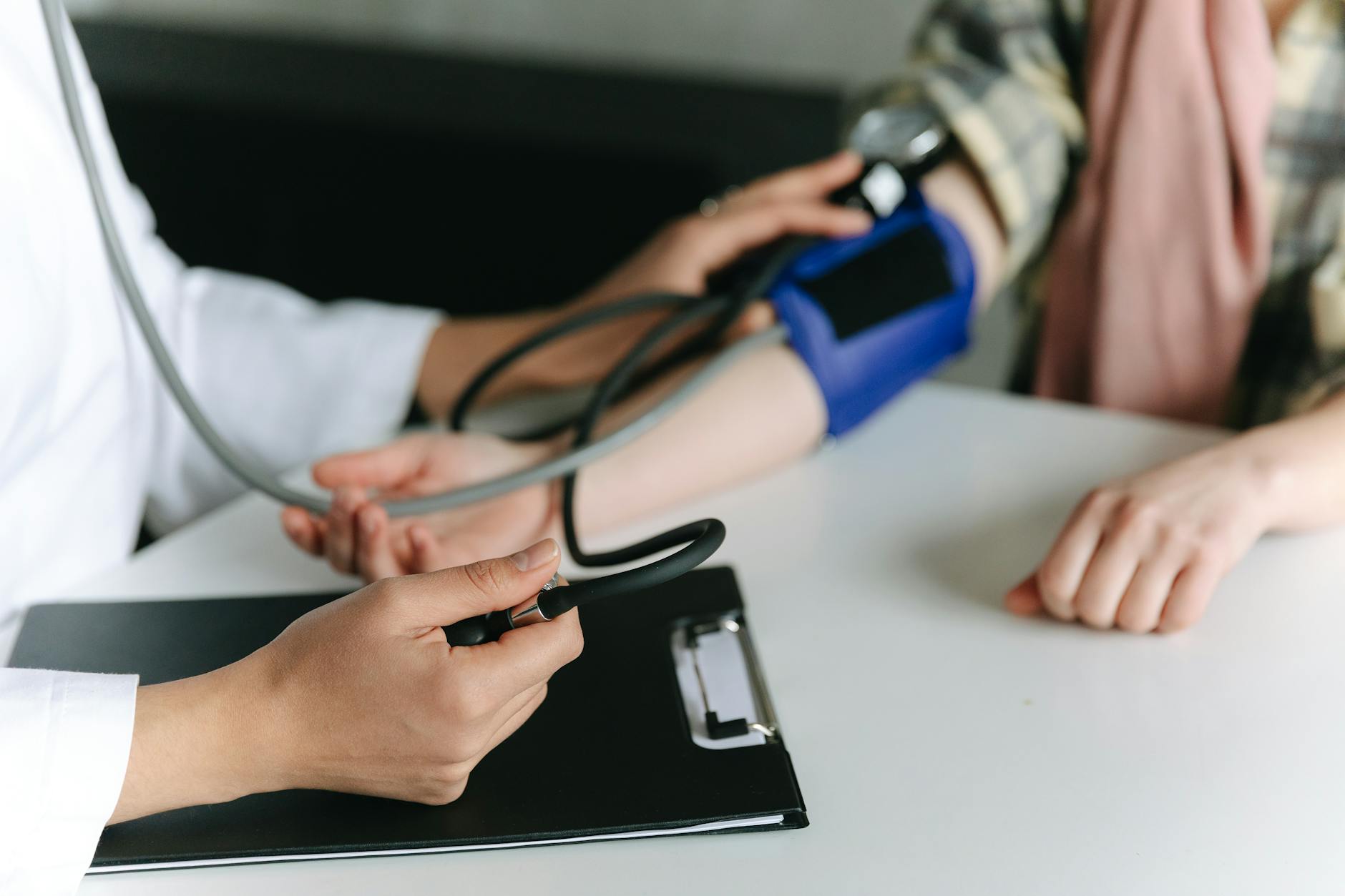 Easy Ways to Lower Blood Pressure Without Medicine