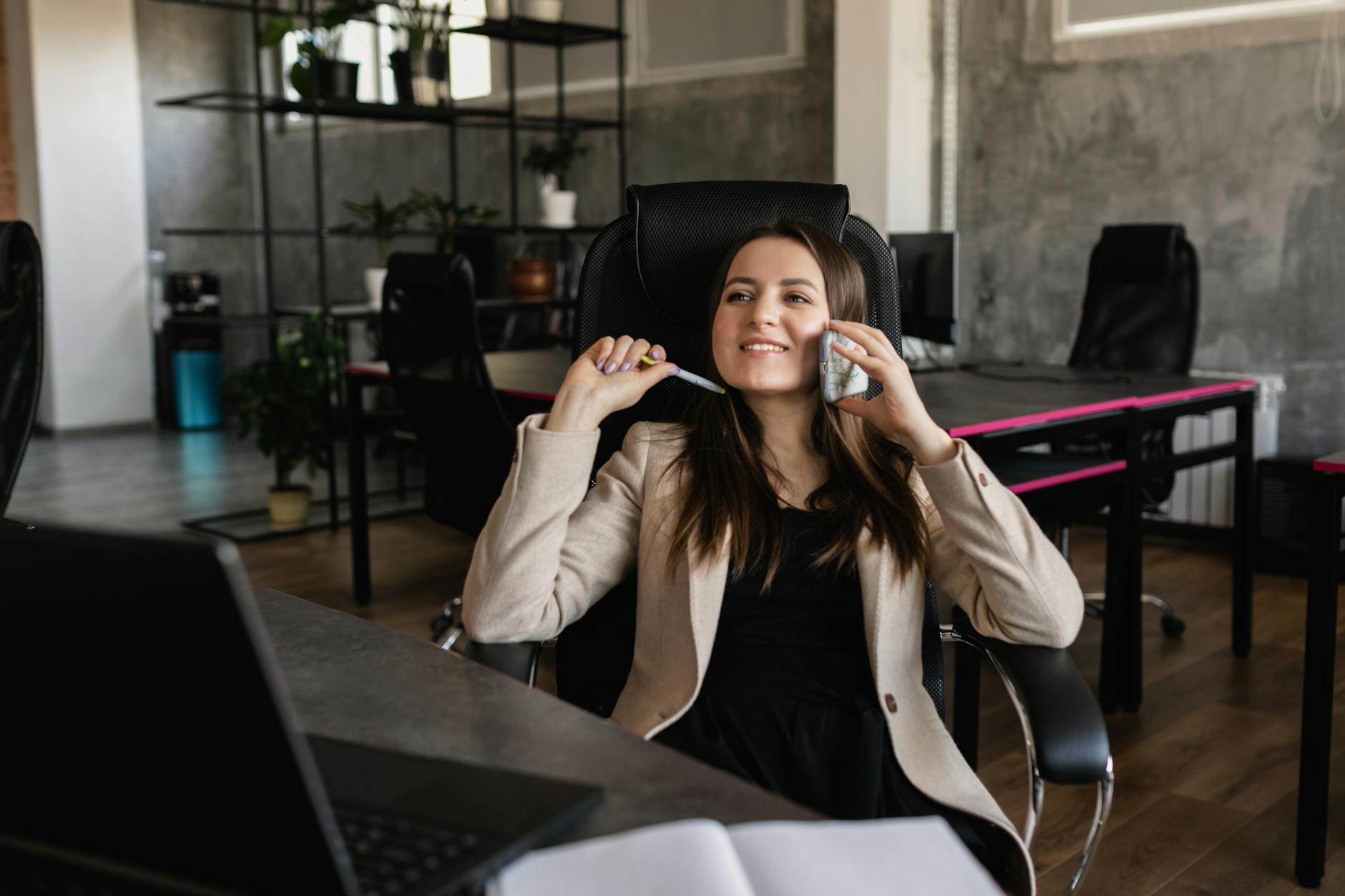 How to Talk to a Flaky Woman Without Getting Frustrated